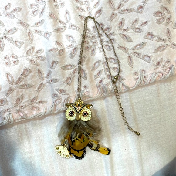 OWL FEATHER NECKLACE - Picture 1 of 1